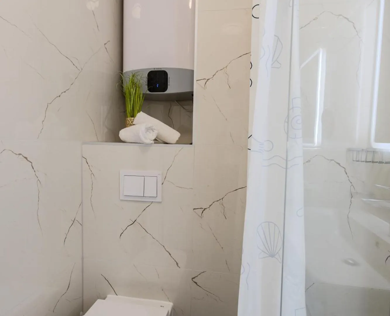 Apartments Lorena Privlaka