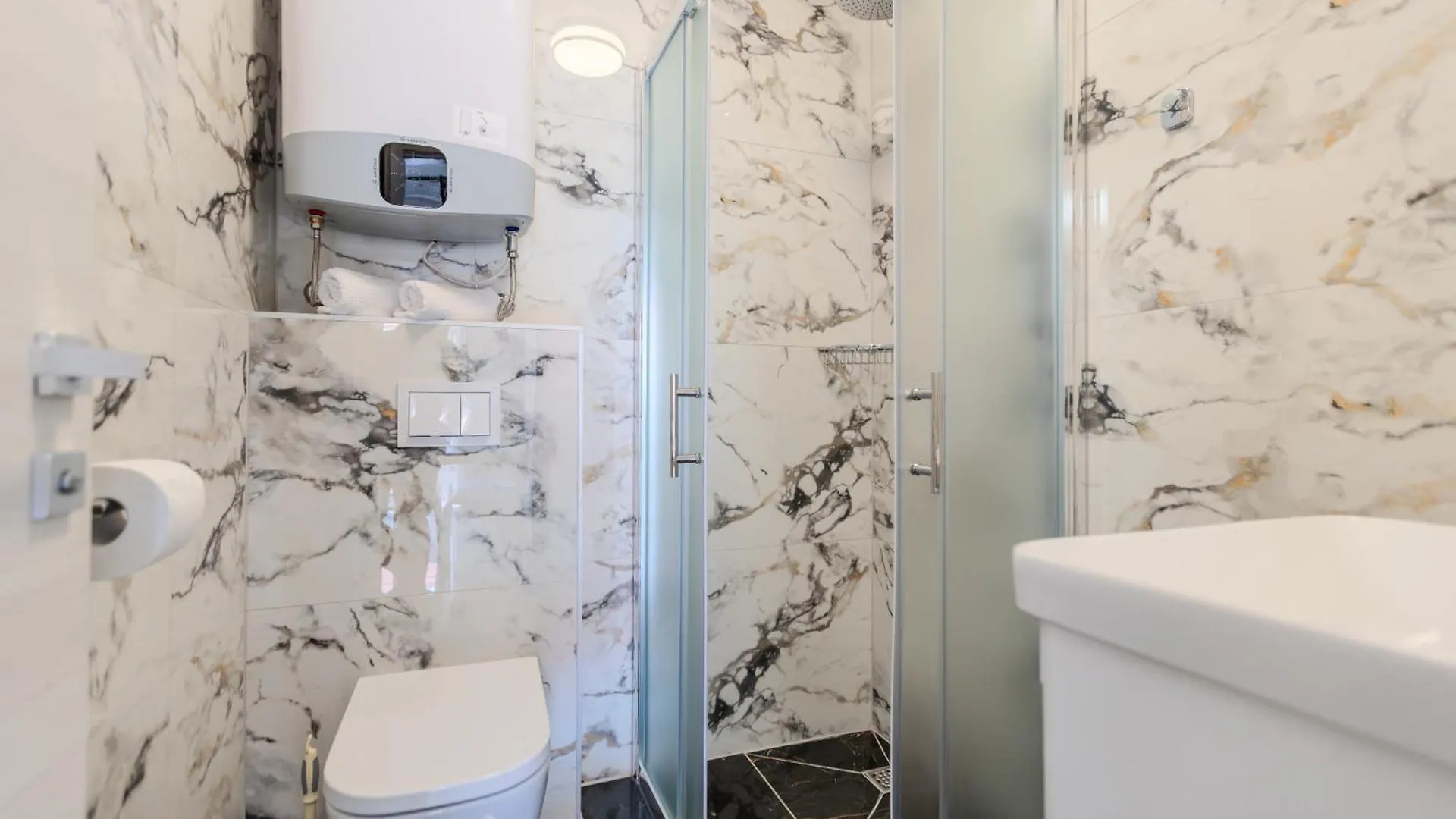 Apartments Lorena Privlaka  0*, Privlaka (Zadar) Croatia