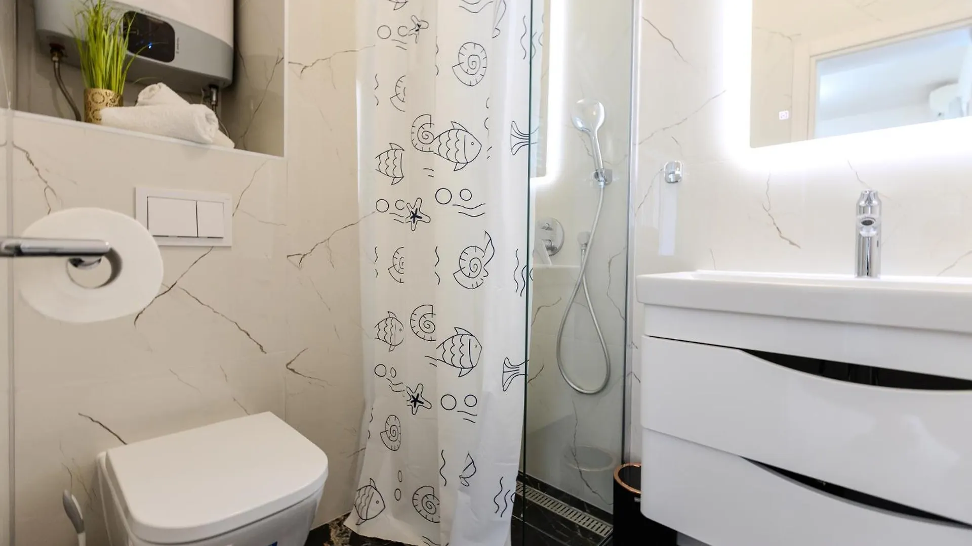 Apartments Lorena Privlaka  Croatia